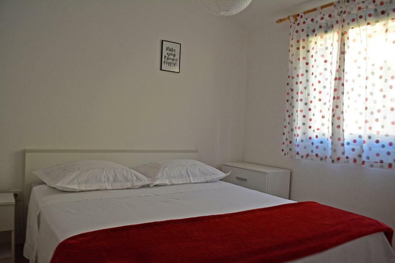 Cosy Sunset Apartment オミシュ エクステリア 写真